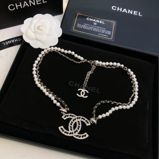 CHANEL Marielle Pearl Emblem Necklace