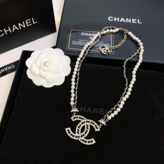 CHANEL Marielle Pearl Emblem Necklace