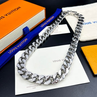 Louis Vuitton Monogram Bold Curb Chain Necklace