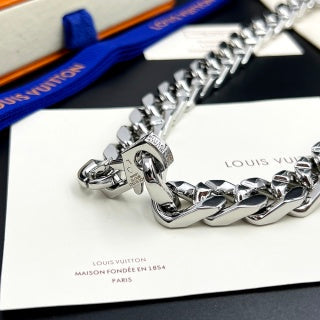 Louis Vuitton Monogram Bold Curb Chain Necklace
