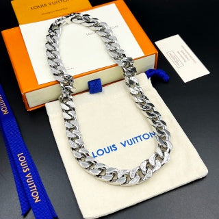 Louis Vuitton Monogram Bold Curb Chain Necklace