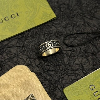Gucci Interlocking G Engraved Textured Band Ring