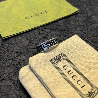 Gucci Interlocking G Engraved Textured Band Ring