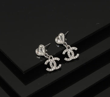 Chanel Crystal Heart CC Drop Earrings – Elegant Luxury Fashion Jewelry