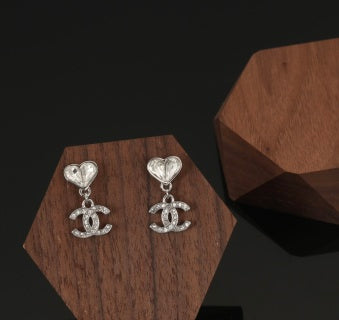 Chanel Crystal Heart CC Drop Earrings – Elegant Luxury Fashion Jewelry
