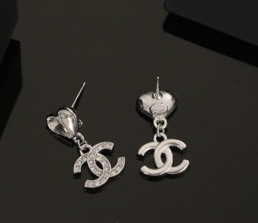 Chanel Crystal Heart CC Drop Earrings – Elegant Luxury Fashion Jewelry