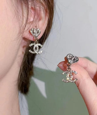 Chanel Crystal Heart CC Drop Earrings – Elegant Luxury Fashion Jewelry