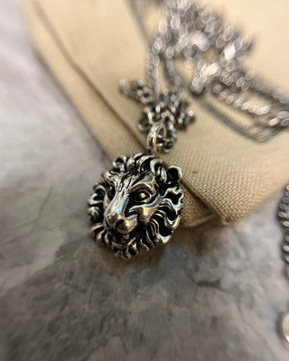 Gucci Tiger Head Pendant Chain Necklace