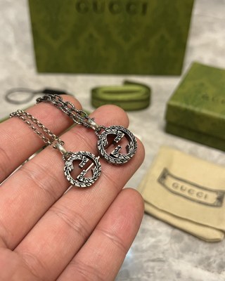 Gucci Interlocking G Double Circle Charm Necklace