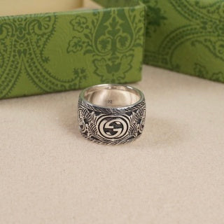 Gucci Engraved Malachite Statement Ring