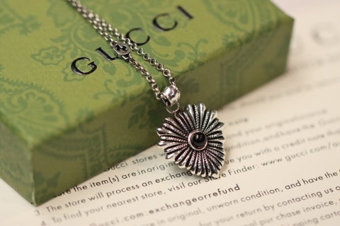 Gucci Radiant Heartburst Silver Pendant Necklace