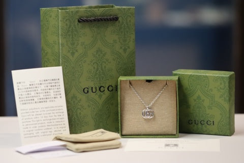 Gucci Interlocking G Silver Pendant Chain Necklace