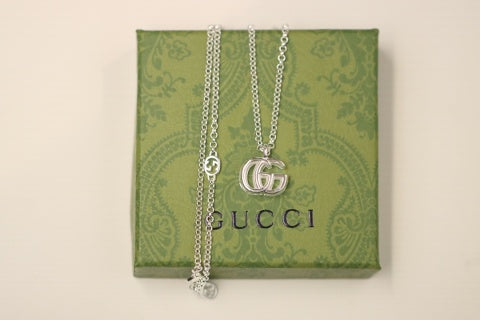 Gucci Interlocking G Silver Pendant Chain Necklace