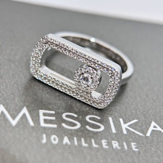 Messika Move Uno Pavé Diamond Signet Ring