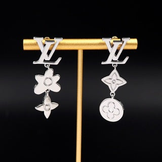 Louis Vuitton Blossom Drop Flower Stud Earrings