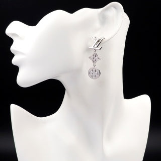 Louis Vuitton Blossom Drop Flower Stud Earrings