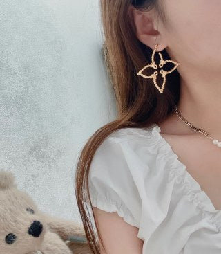 Louis Vuitton Star Blossom Hoop Stud Earrings
