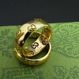 Gucci GG Pattern Engraved Wide Band Ring