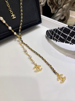 Chanel Pearl CC Lariat Necklace – Elegant Luxury Fashion Jewelry