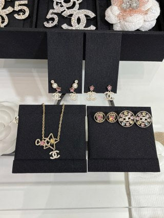 Chanel Star Heart CC Charm Necklace – Elegant Luxury Fashion Jewelry