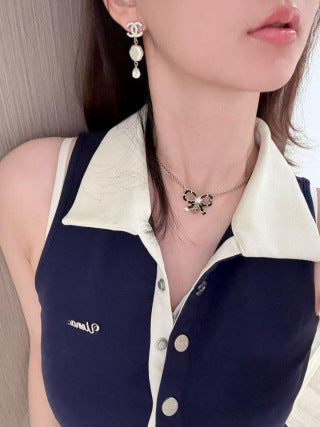 Chanel Crystal Bow Pendant Necklace – Elegant Luxury Fashion Jewelry