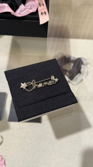 Chanel Openwork Chain Script Letter & Star Brooch with Full Pavé Diamonds