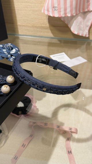 Chanel Navy Tweed Chain Headband – Elegant Luxury Fashion Accessory