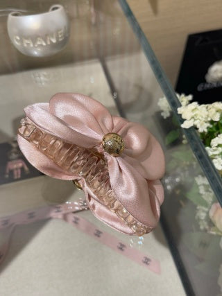 Chanel Pink Satin Pearl Bow Hair Clip – Elegant Luxury Fashion Accessory