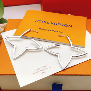 Louis Vuitton Star Blossom Outline Stud Earrings