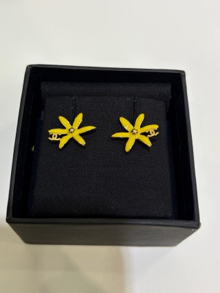 Chanel Gold and Yellow Enamel Flower Stud Earrings