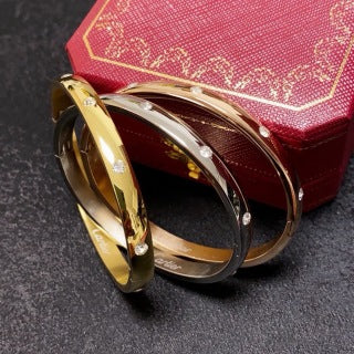 Cartier Lumière Trio Diamond Bangle Set