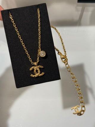 Chanel Quilted-Pattern Round Diamond Necklace