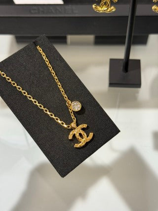 Chanel Quilted-Pattern Round Diamond Necklace
