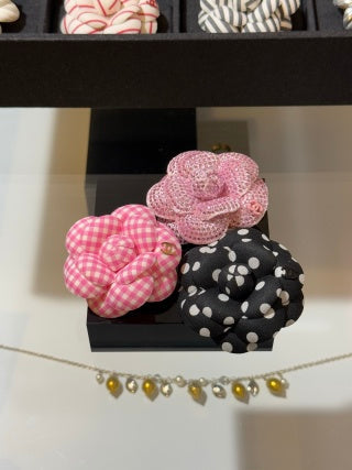 Chanel Camellia Pattern Flower Brooch – Elegant Luxury Fashion Accessory