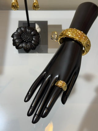 CHANEL Quilted Diamond Pattern Gold Statement Ring