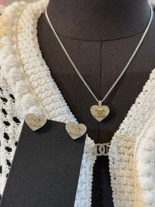Chanel Crystal Heart CC Stud Earrings – Elegant Luxury Jewelry