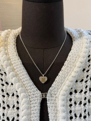 Chanel Crystal Heart CC Pendant Necklace – Elegant Luxury Jewelry