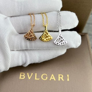 Bvlgari Crystal Fan Pendant Necklace – Elegant Luxury Jewelry