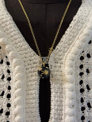 Chanel Black Pearl CC Pendant Necklace – Elegant Luxury Fashion Jewelry