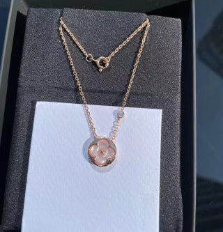 Louis Vuitton Blossom Pearl Flower Pendant Necklace