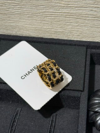 Chanel Gold Chain Statement Ring – Elegant Luxury Fashion Jewelry
