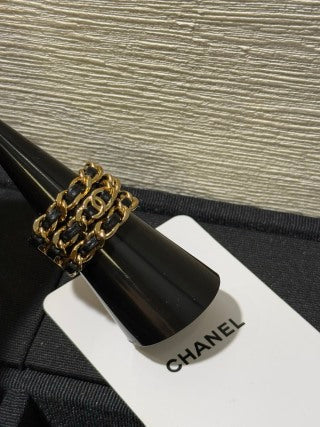 Chanel Gold Chain Statement Ring – Elegant Luxury Fashion Jewelry