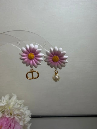 Dior Jardin Daisy Pearl Earrings