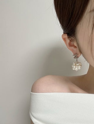 Chanel Pearl Flower CC Stud Earrings – Elegant Luxury Fashion Jewelry