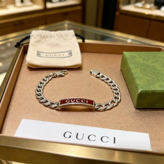 Gucci Interlocking G Logo Plaque Chain Bracelet