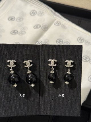 Chanel Black Pearl CC Drop Earrings – Elegant Luxury Fashion Jewelry