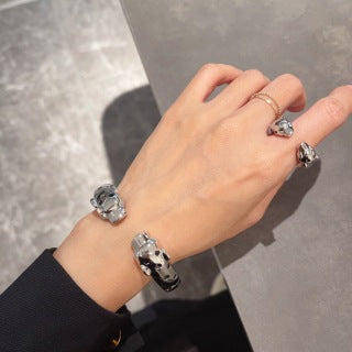 Cartier Panthère Éclat Open Bangle Bracelet