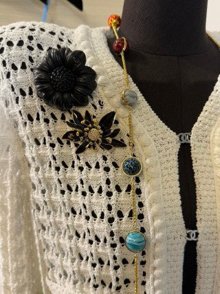 Chanel Black Camellia Flower Brooch – Elegant Luxury Fashion Accessory