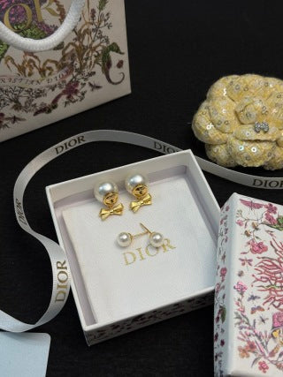 Dior Rosaline Pearl Bow Earrings