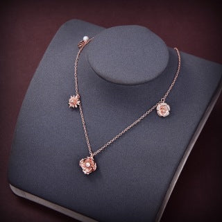 Dior Rosée Jardin Floral Charm Necklace